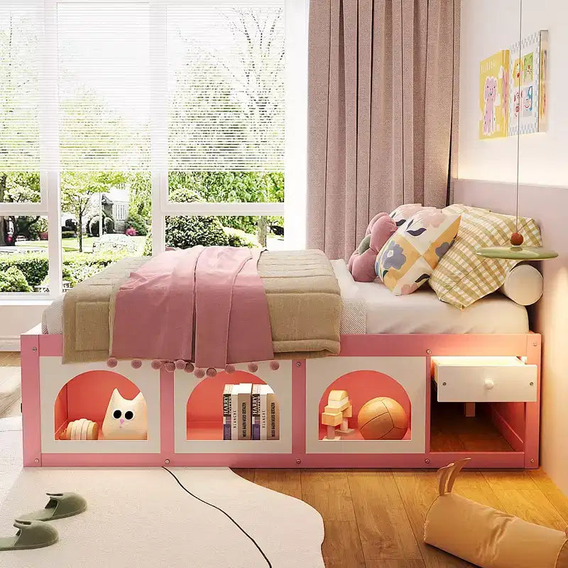 Letto a Piattaforma Miller in Legno con Libreria, Vetrina, Luce LED e Cassetto
